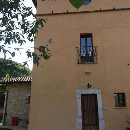 לינה וארוחת בוקר קאסקיה La Colombaia מראה חיצוני תמונה